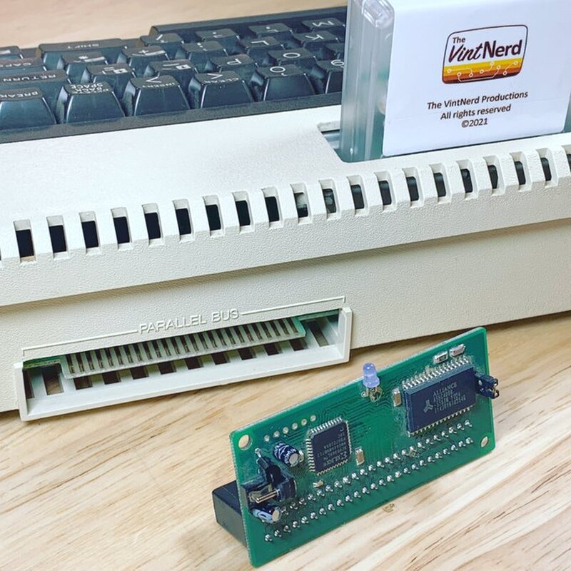 Bonus Device that came along with an Atari 600XL I just got :)

Hint: Its a RAM upgrade that connects to the PBI

#atari #atari8bit #ram320xl #atarixl #atari600xl #atari800xl #ataripbi #vintagecomputing #retrocomputers #retrogaming #thevintnerd