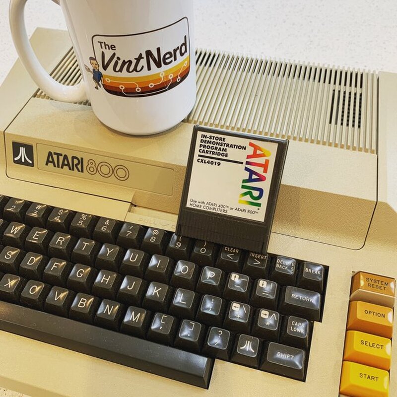 MAIL CALL! Now I can open that Atari computer store I always wanted! :p

#atari #atari8bit #atari400 #atari800 #cxl4019 #instoredemonstrationprogramcartridge #vintagecomputing #retrocomputers #retrogaming #thevintnerd